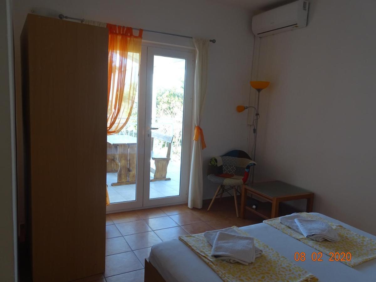 Apartments Antea & Magdalena Pirovac Luaran gambar