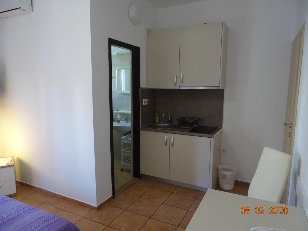 Apartments Antea & Magdalena Pirovac Luaran gambar