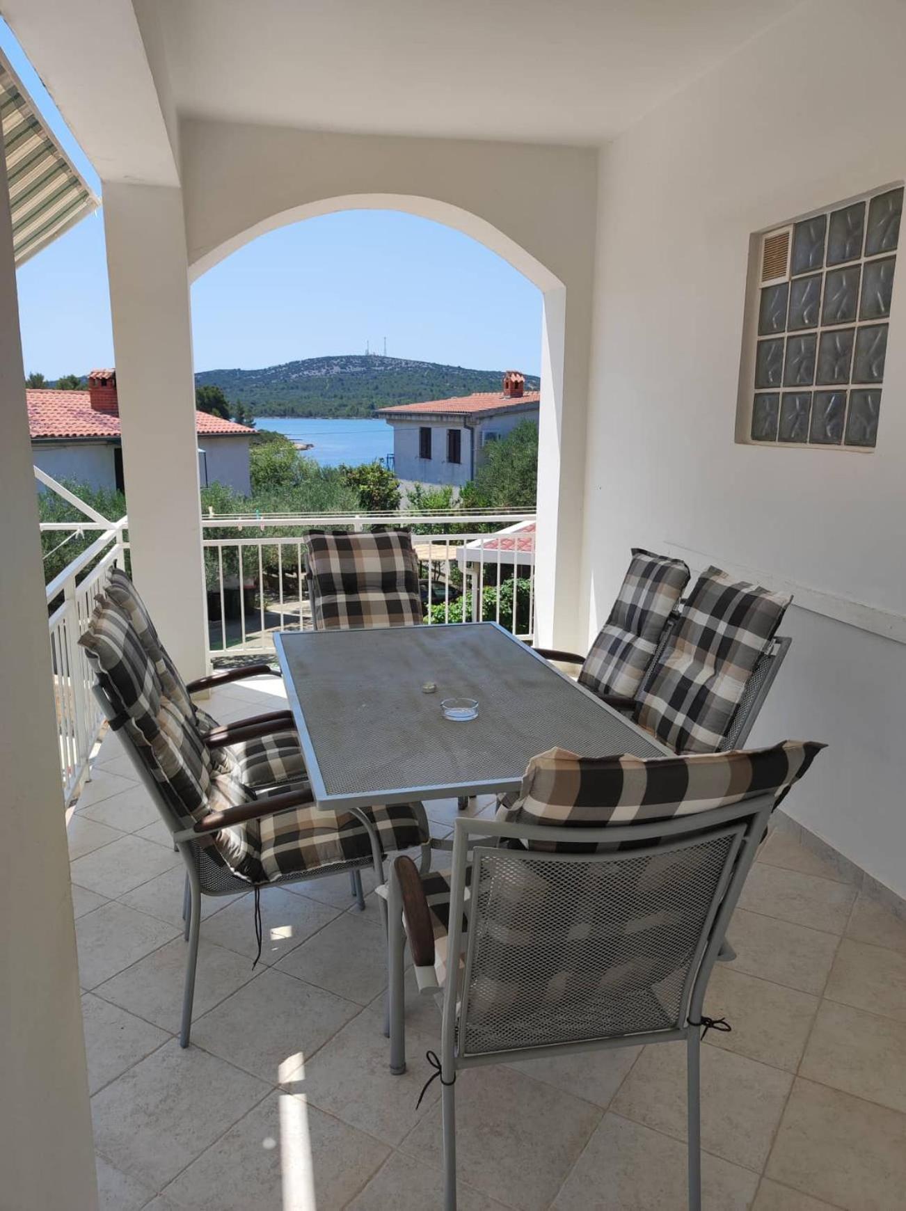 Apartments Antea & Magdalena Pirovac Luaran gambar