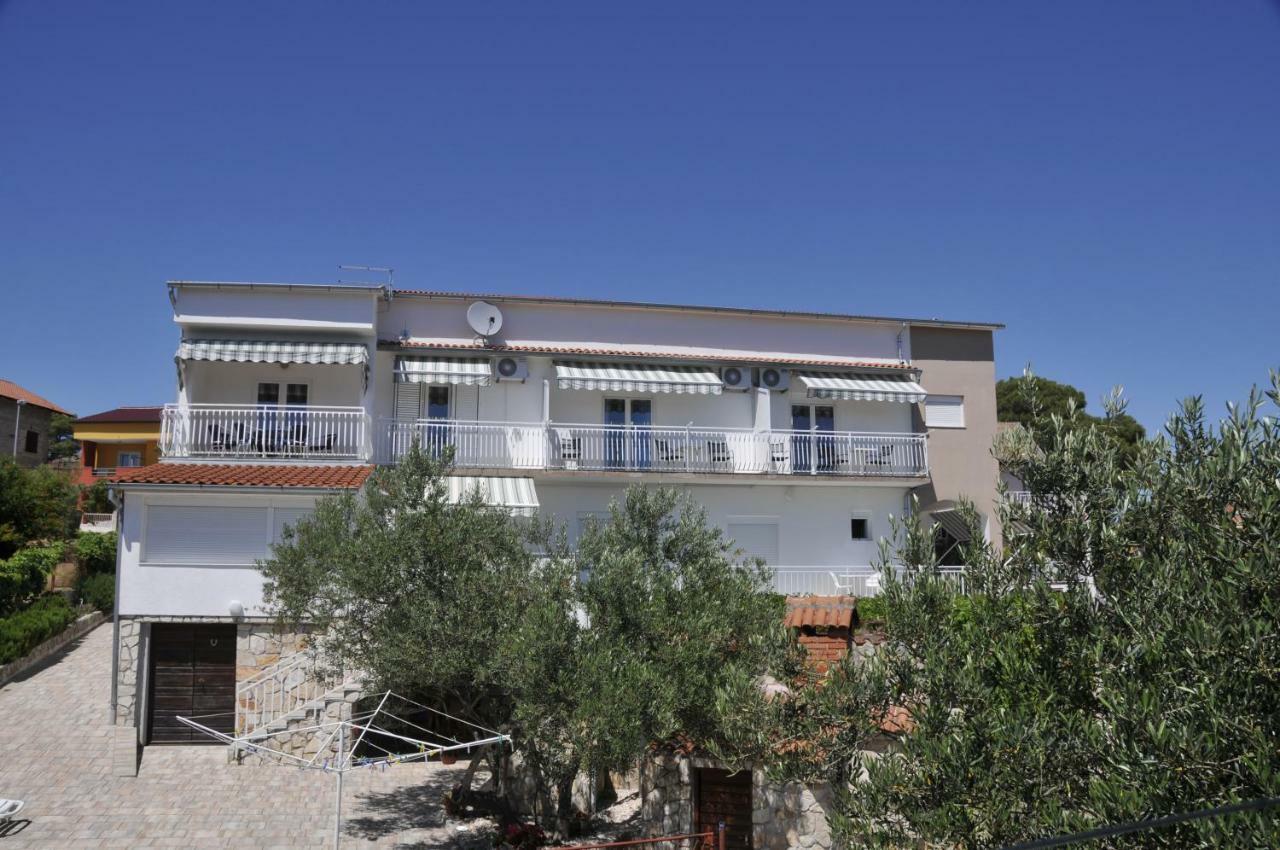 Apartments Antea & Magdalena Pirovac Luaran gambar