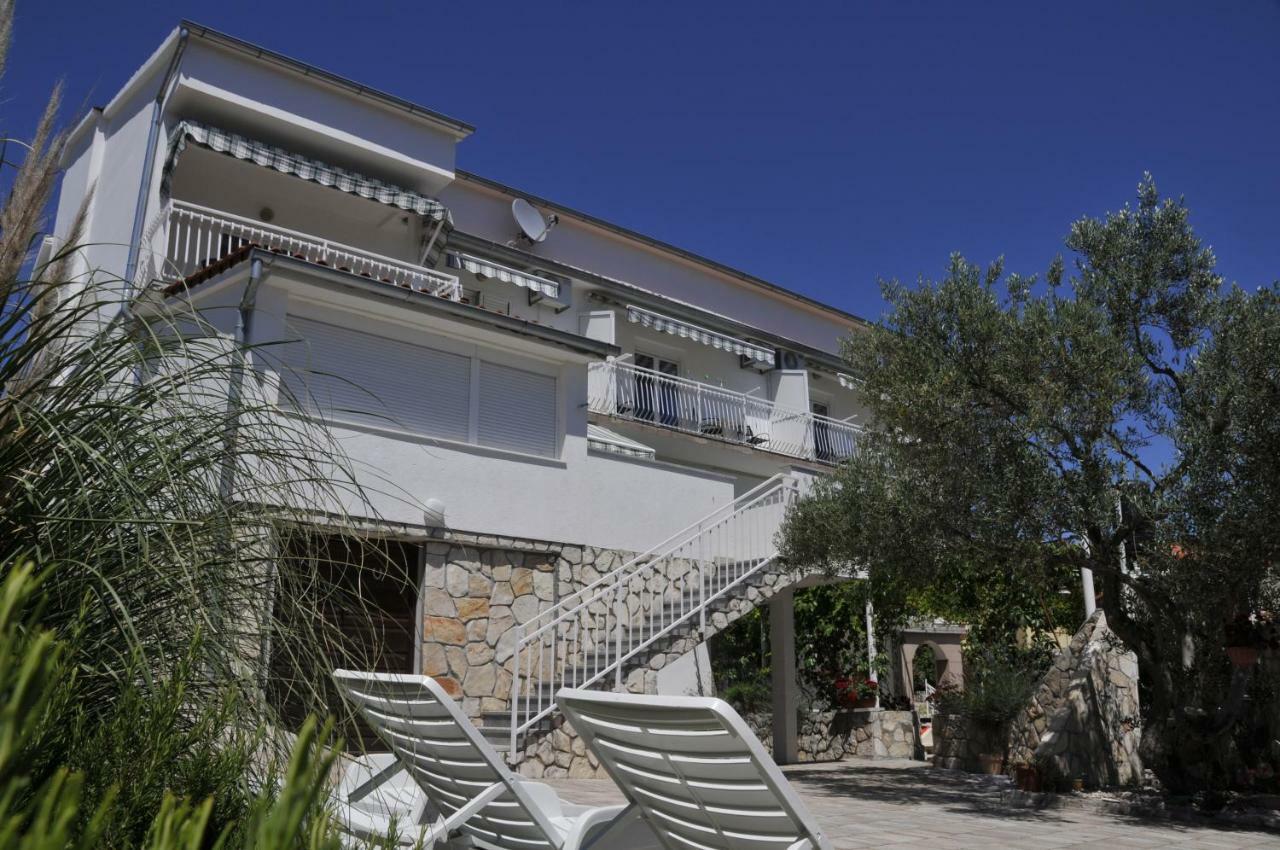 Apartments Antea & Magdalena Pirovac Luaran gambar